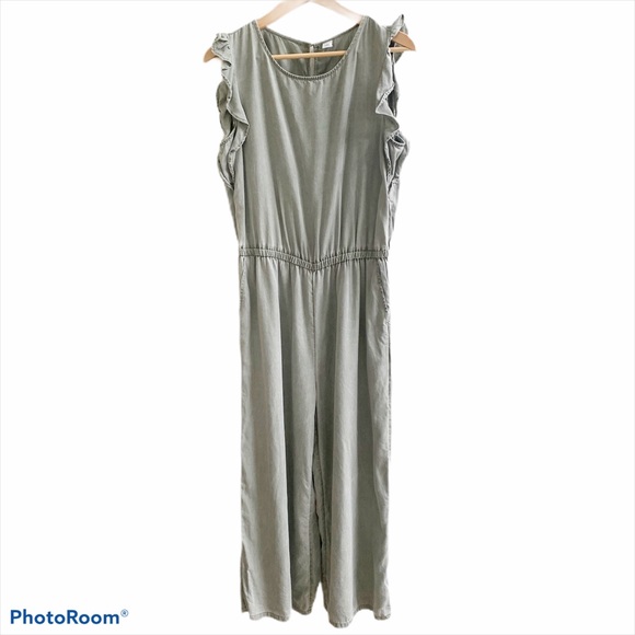 Sold ❣️Old Navy Flutter Sleeve Olive Jumpsuit - Picture 2 of 15